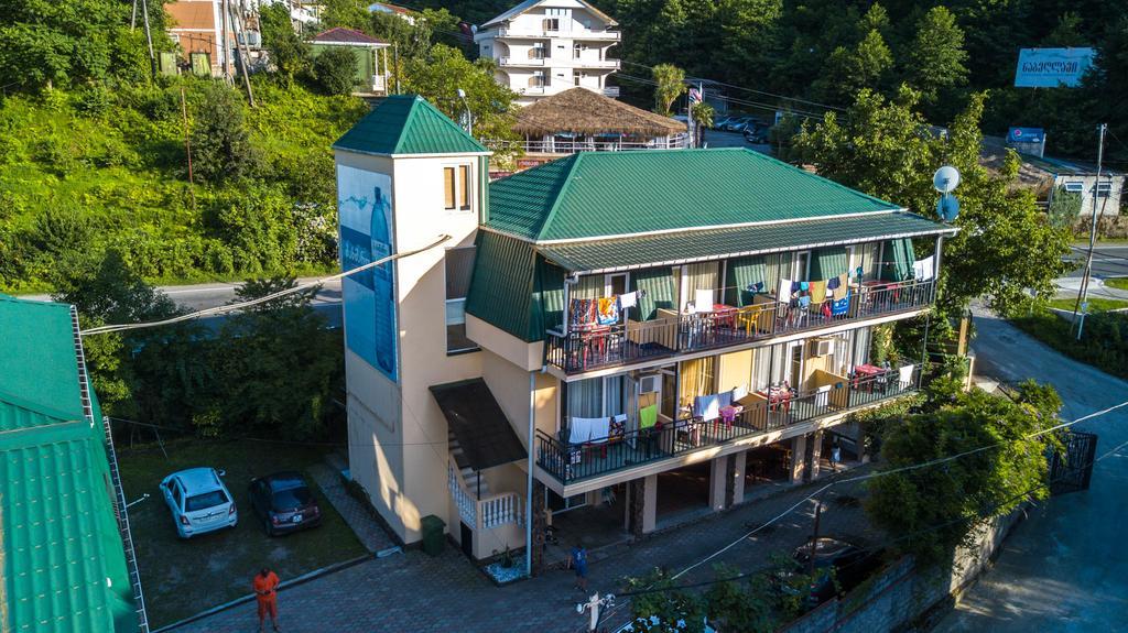 Green Hotel Kvariati Ngoại thất bức ảnh