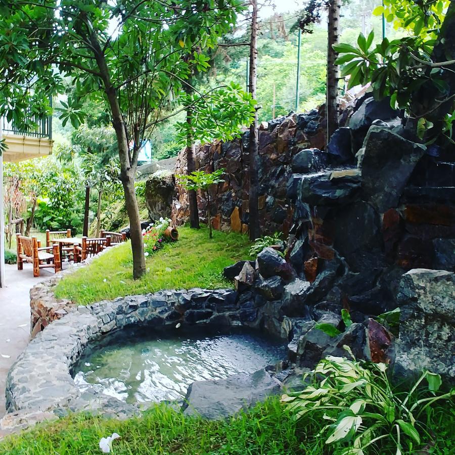 Green Hotel Kvariati Ngoại thất bức ảnh